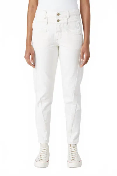 Closed Curved X Jeans In Creme In White