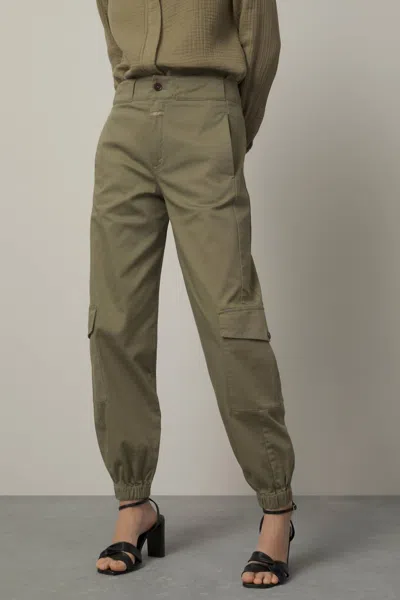 Closed Erin Utility Pant In Green Umber