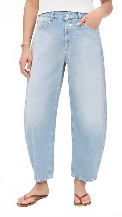Closed Jazzie High Rise Jeans In Light Denim In Blue