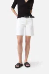 Closed Jinnie Mid-rise Short In White In Multi