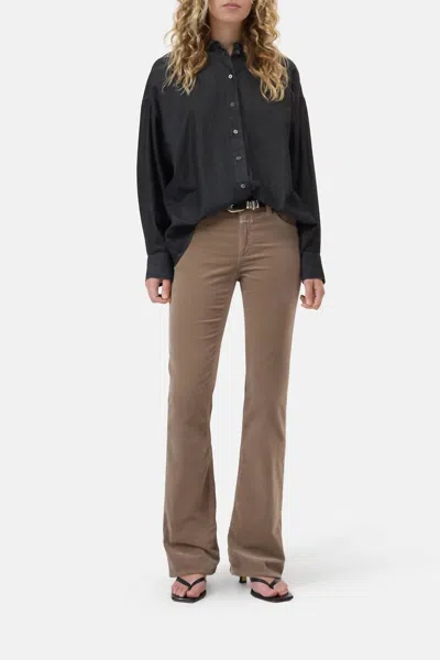 Closed Jovanna Flared Jeans In Clay Beige In Multi