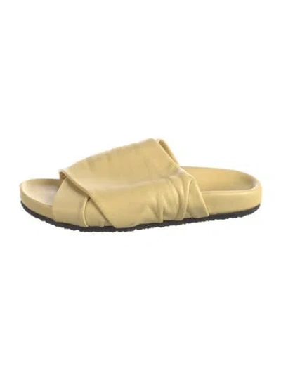 Pre-owned Closed Leather Slides In Neutral