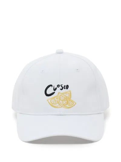 Closed Logo-embroidered Cap In Weiss