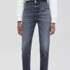 CLOSED PEDAL PUSHER TAPERED JEAN