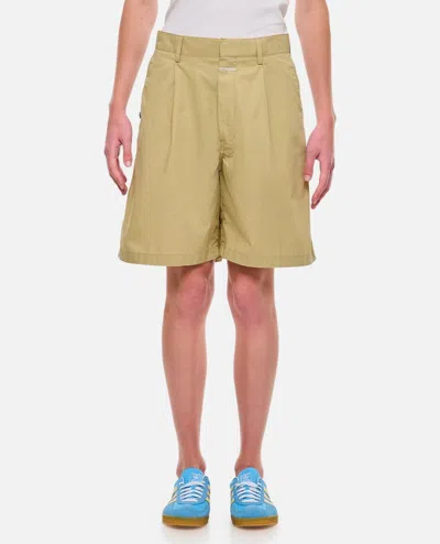 Closed Pleated Short In Beige