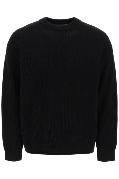Closed Crew Neck Sweater In Black