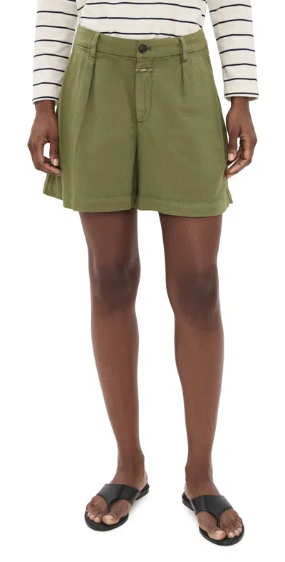 Closed Revyl Twill Shorts Hunter Green