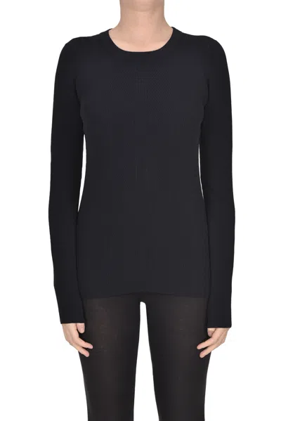 Closed Ribbed Slim Fit Pullover In Black