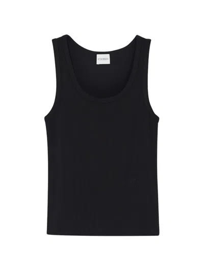 Closed Ribbed Tank Top In Black