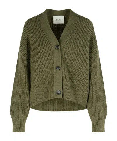 Closed Ribbed V-neck Sweater