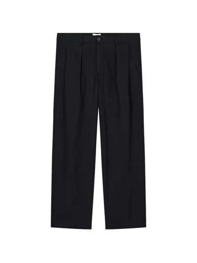 Closed Ruthy Pleated Trousers In Black