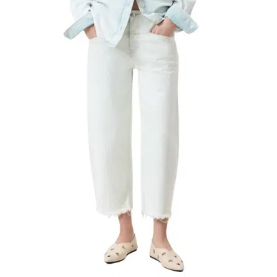 Closed Stover X Cropped Tapered Leg Jeans In Extreme Light In White