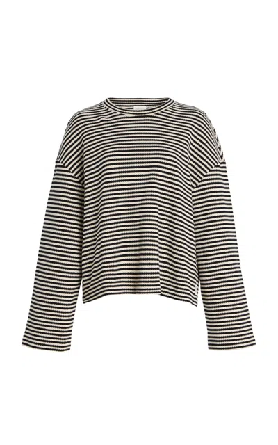 Closed Striped Cotton Top In Black