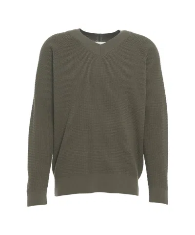 Closed Textured Knit V-neck Sweater With Ribbed Hem In Green