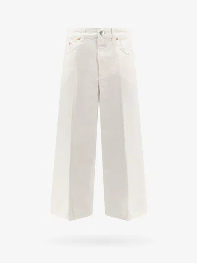 Closed Trouser In White