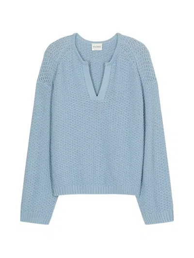Closed V-neck Long-sleeve Sweater In Blue