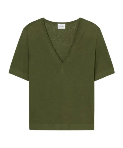 Closed V-neck Short-sleeve Sweater In Green