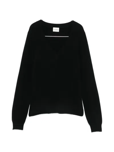 Closed V-neck Sweater In Black