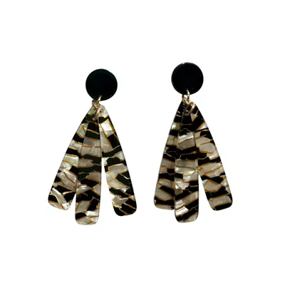 Closet Rehab Women's Black / White Petal Drop Earrings In Black & White Crackle