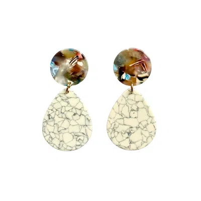 Closet Rehab Women's Grey / White Teardrop Earrings In You Crackle Me Up