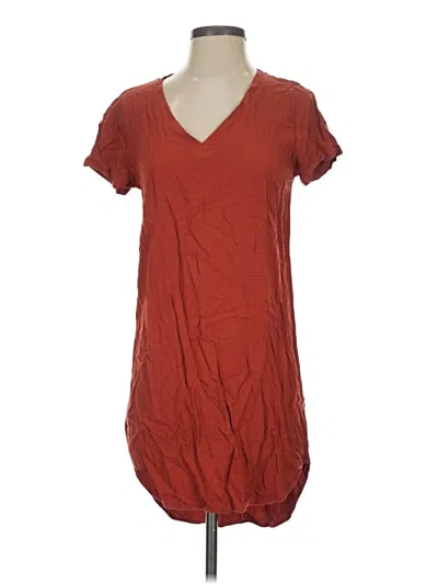 Pre-owned Cloth & Stone Casual Dress In Burgundy