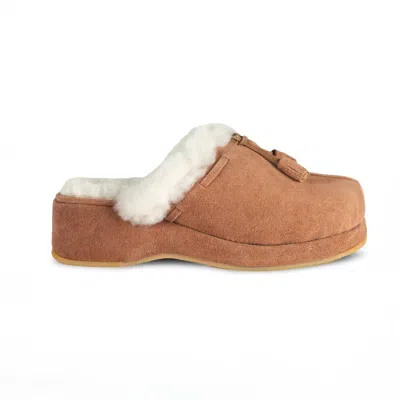 Cloud Nine Women's Tassel Clog In Chestnut In Pink