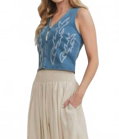 Cloud Ten Denim Boot Stitch Crop Vest In Multi