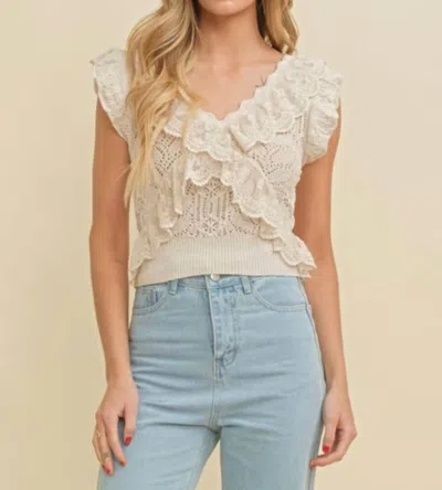 Cloud Ten Sleeveless Lace Ruffled Top In Ivory
