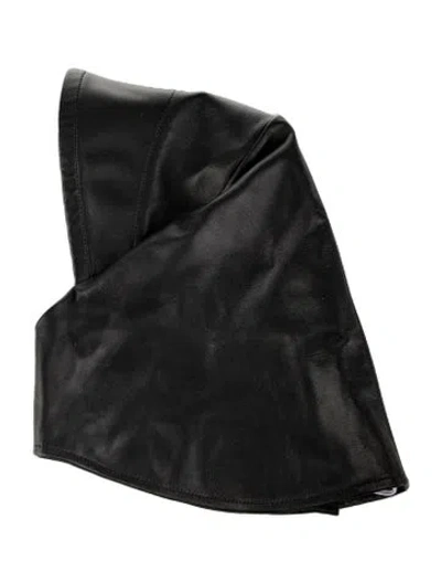 Pre-owned Clyde Lambskin Bonnet In Black