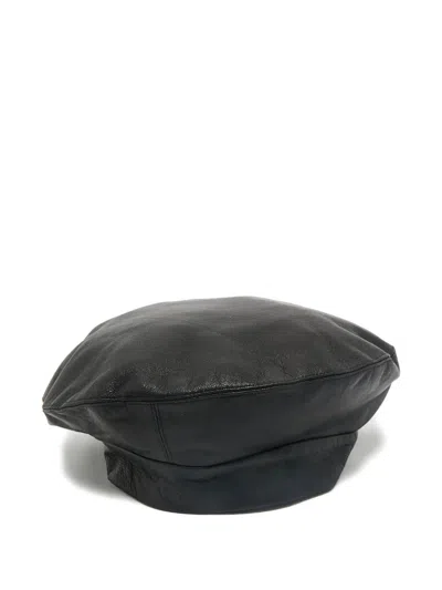 Pre-owned Clyde Leather Beret In Black