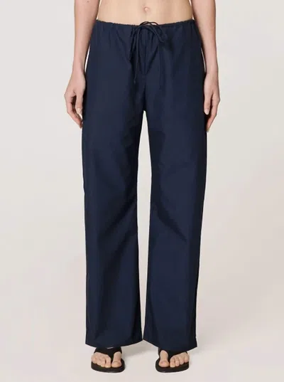 Clyque Kira Ankle Pant In Navy In Blue