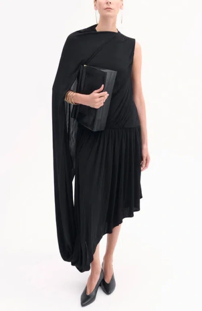 Co Asymmetric Dress In Black