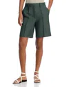 Co Bermuda Shorts In Pistachio