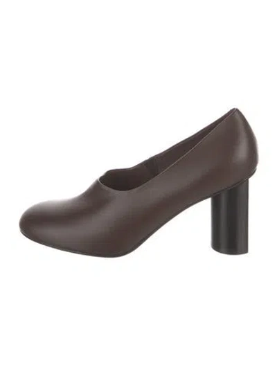 Pre-owned Co Leather Pumps In Brown