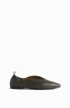 Co Pointed Elasticized Slipper