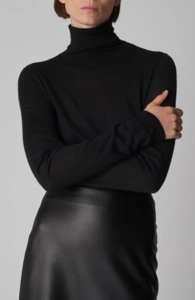 Co Slim Turtleneck Top In Black