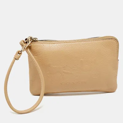 Pre-owned Coach Beige Leather Zip Wristlet Pouch In Sand