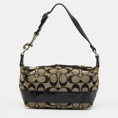 Pre-owned Coach Beige/black Signature Canvas And Leather Shoulder Bag In Sand