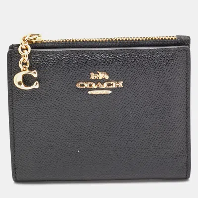 Pre-owned Coach Black Crossgrain Leather Compact Wallet