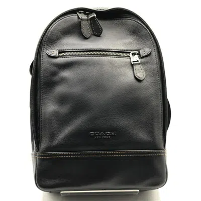 Pre-owned Coach Black Leather Fanny Pack Sling Bag ()