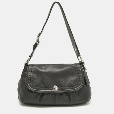 Pre-owned Coach Black Leather Flap Shoulder Bag