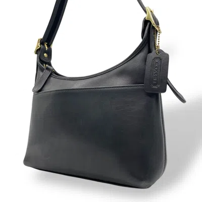 Pre-owned Coach Black Leather Pochette Shoulder Bag ()