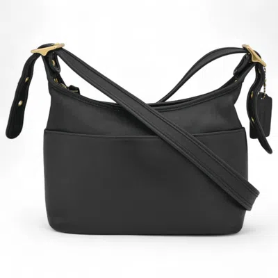 Pre-owned Coach Black Leather Pochette Shoulder Bag ()
