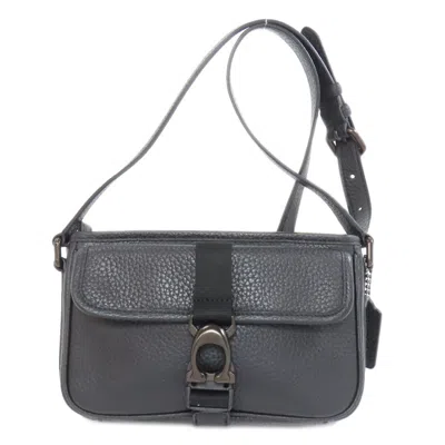 Pre-owned Coach Black Leather Shoulder Bag ()