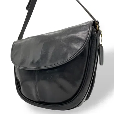 Pre-owned Coach Black Leather Shoulder Bag ()