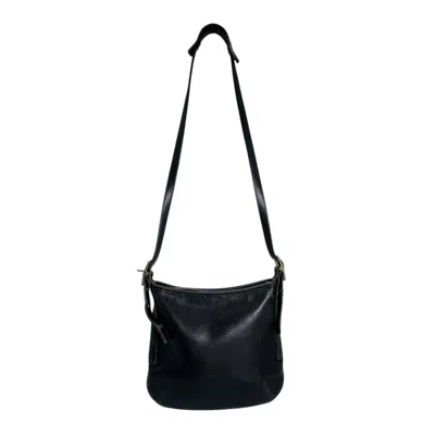 Pre-owned Coach Black Leather Shoulder Bag ()