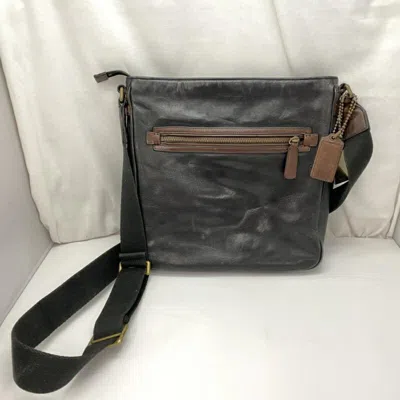 Pre-owned Coach Black Leather Shoulder Bag ()