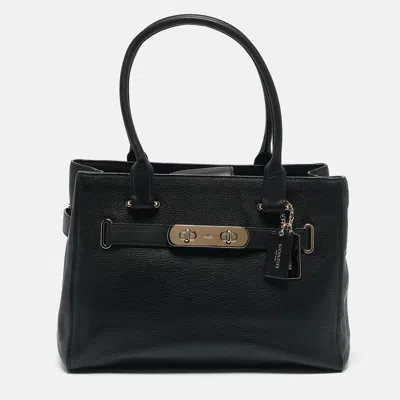 Pre-owned Coach Black Leather Swagger 33 Tote