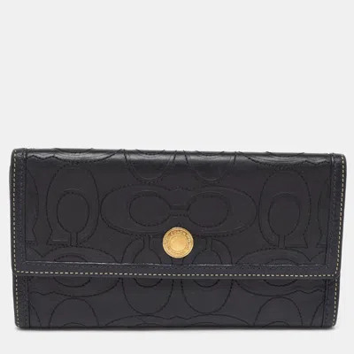 Pre-owned Coach Black Signature Embossed Leather Flap Continental Wallet