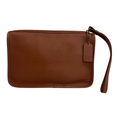 Pre-owned Coach Brown Leather Clutch Bag ()